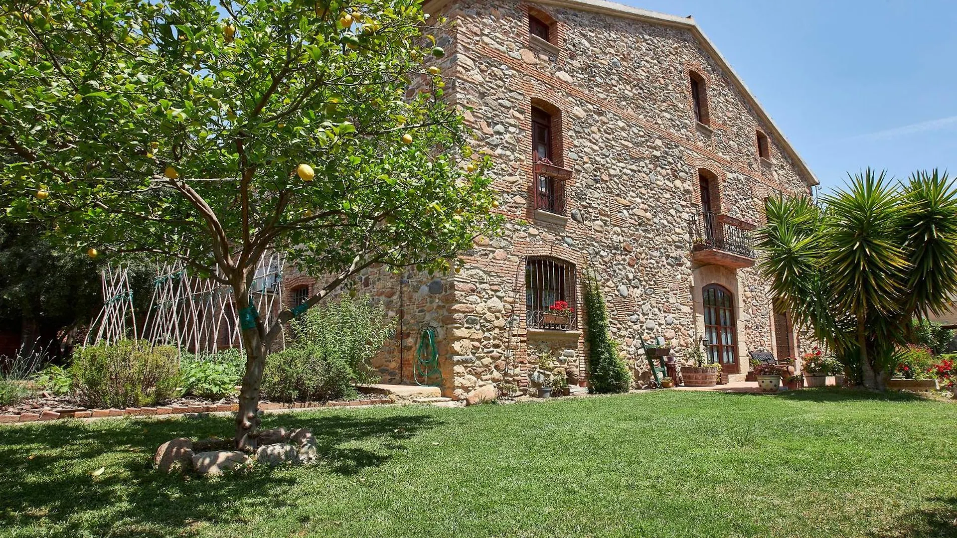 Mas Can Calet Aparthotel Les Franqueses del Valles Spain