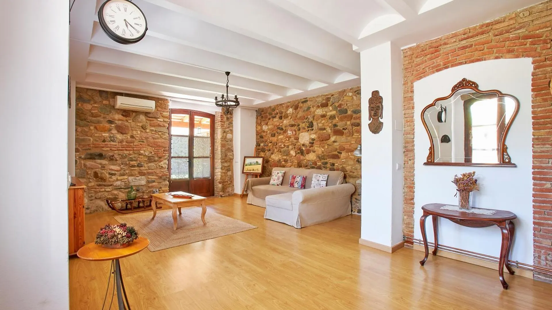 Mas Can Calet Aparthotel Les Franqueses del Valles Apartment