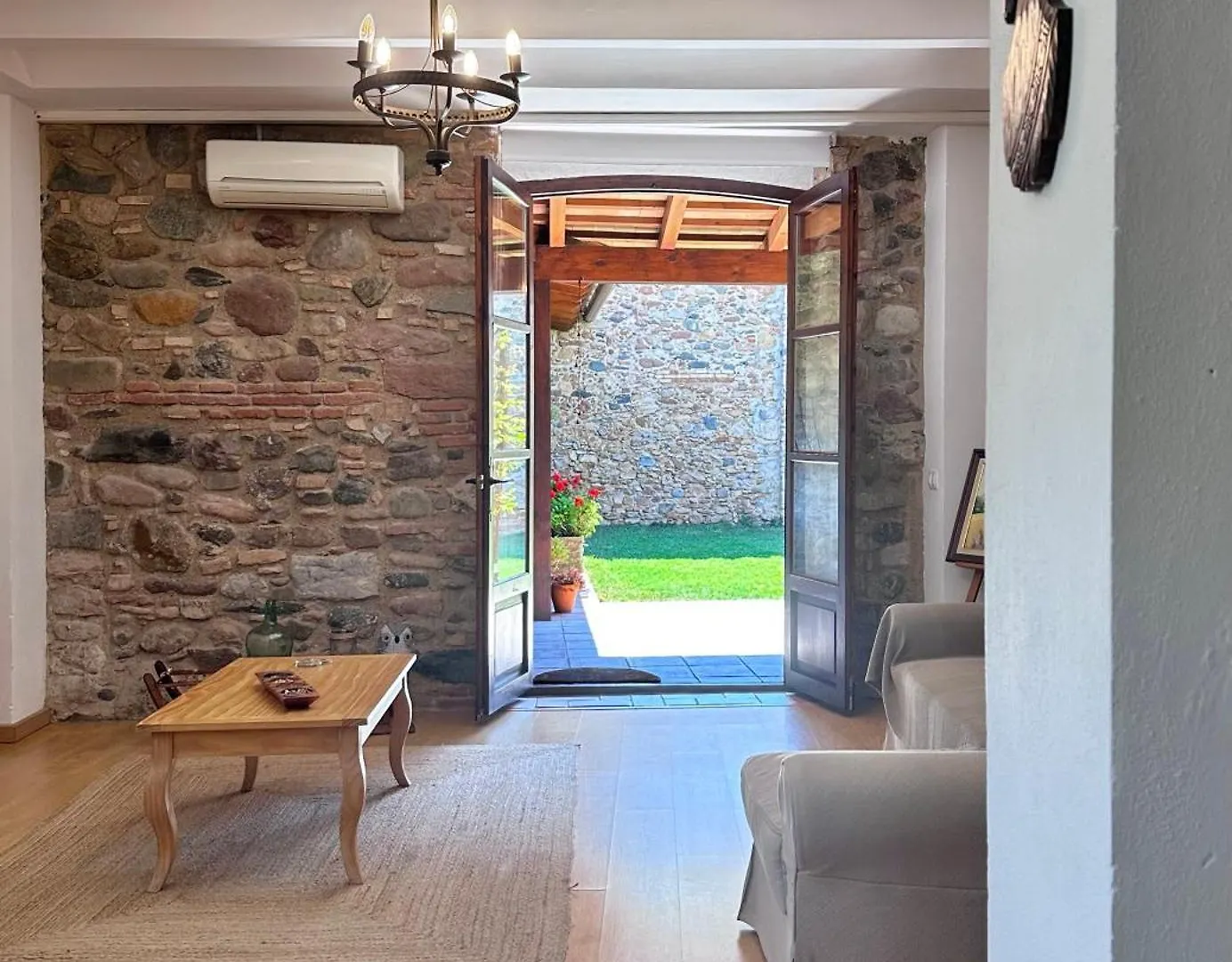 Mas Can Calet Aparthotel Les Franqueses del Valles