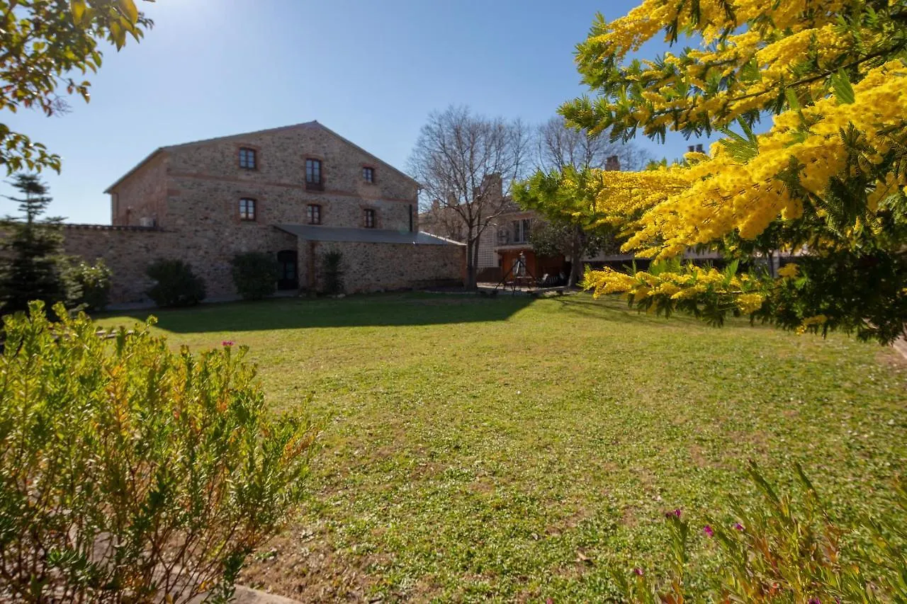 Mas Can Calet Aparthotel Les Franqueses del Valles